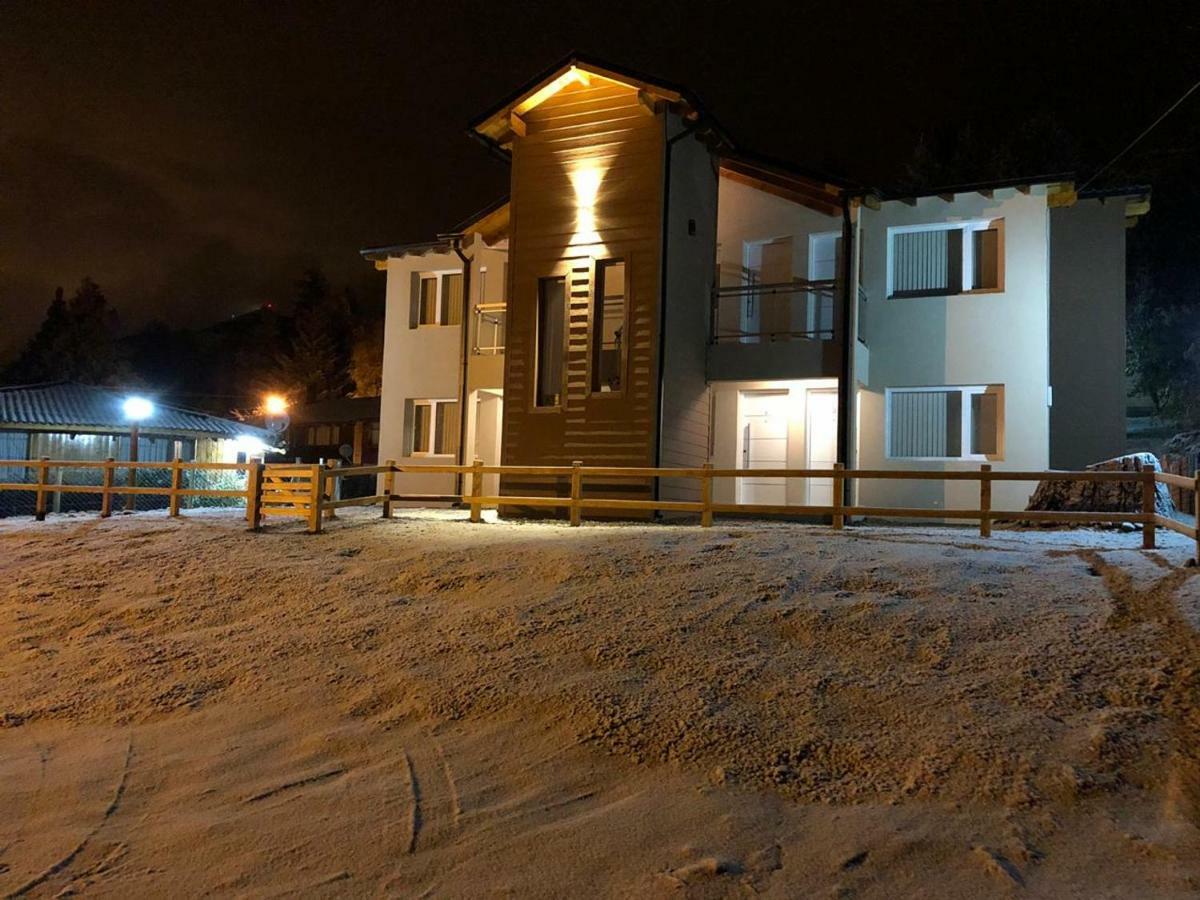 Apartamentos Del Sol San Carlos de Bariloche Dış mekan fotoğraf